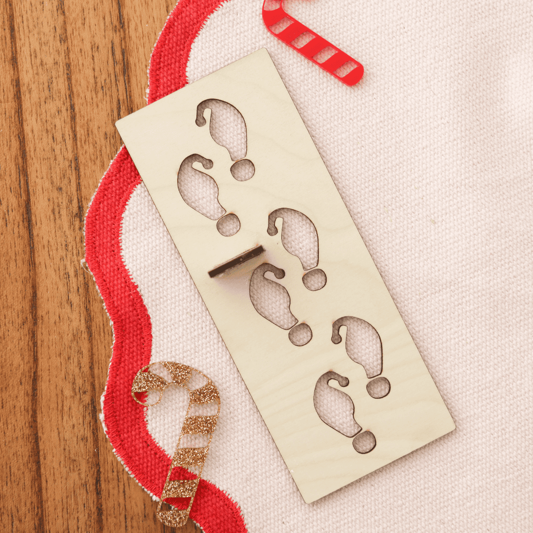 Elf Shoe Stencil