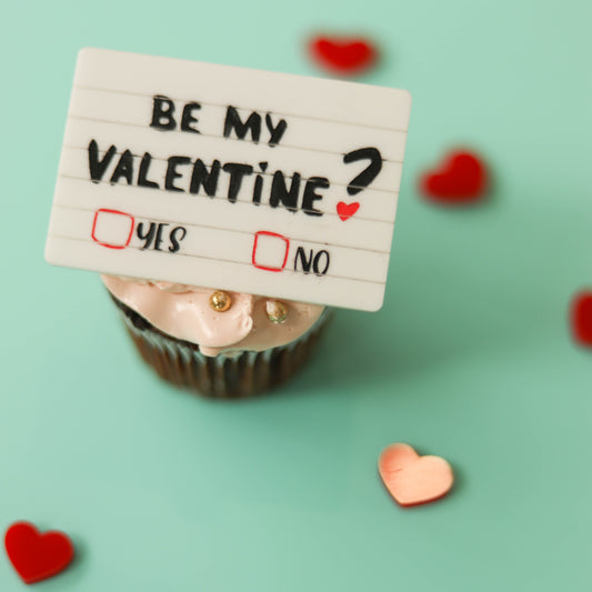 Valentines Cake Charm