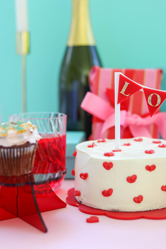 LOVE Bunting Topper