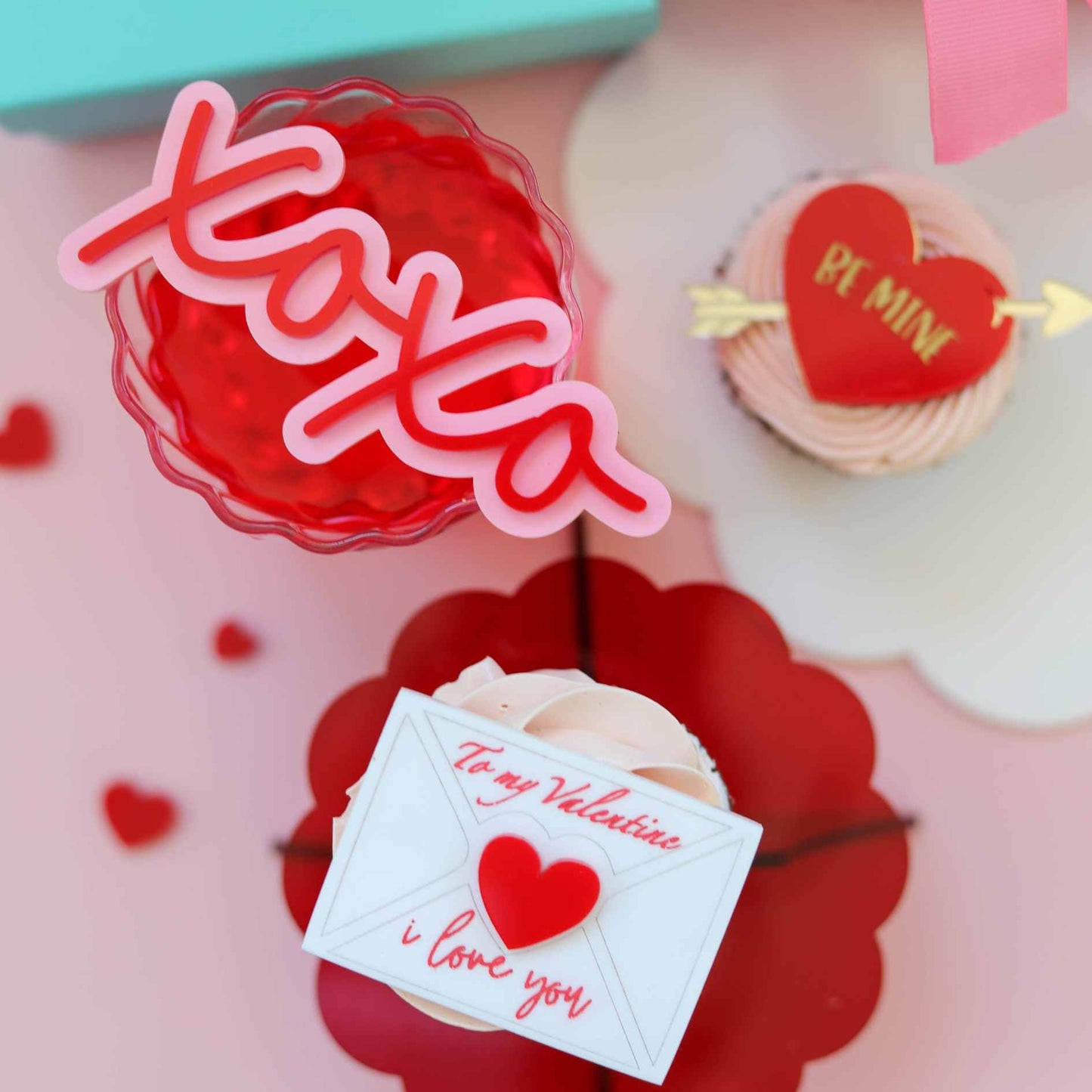 Acrylic XOXO Cake Charm