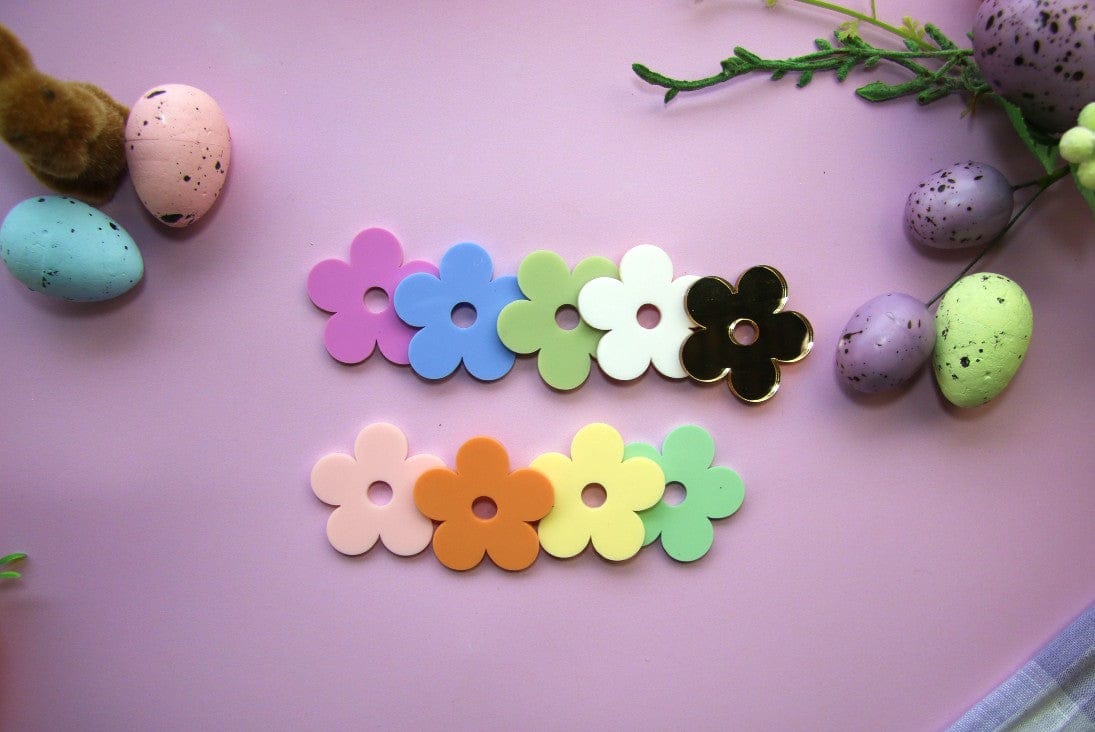 Daisy Charms