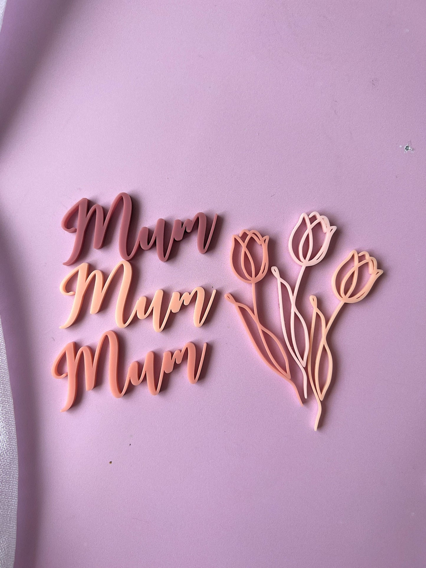 Floral Tulip Line Art Cake Charm