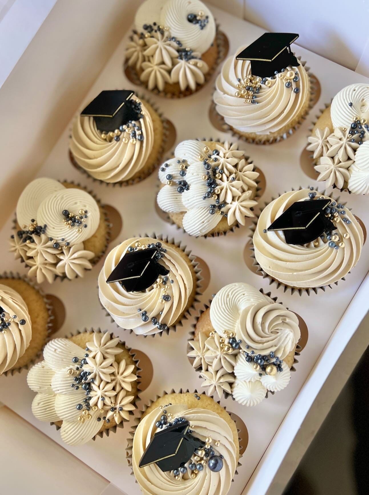 Graduation Hat Cupcake Charm
