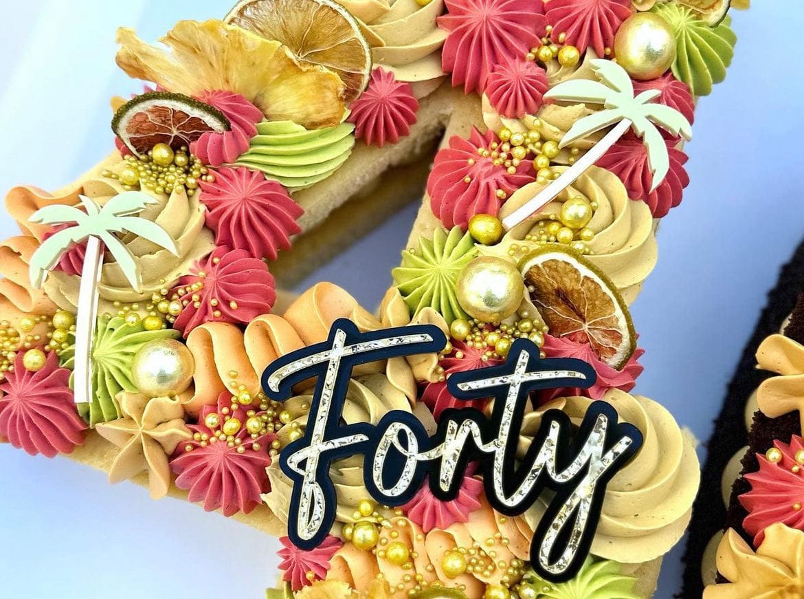 40 Cake Charm