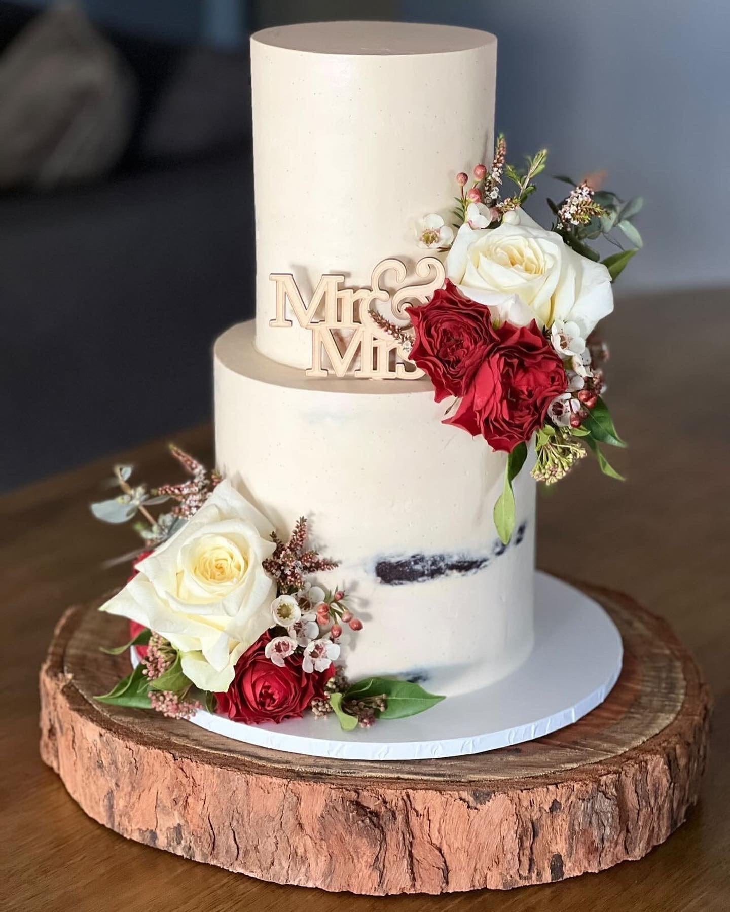 Mr And Mrs Cake Topper