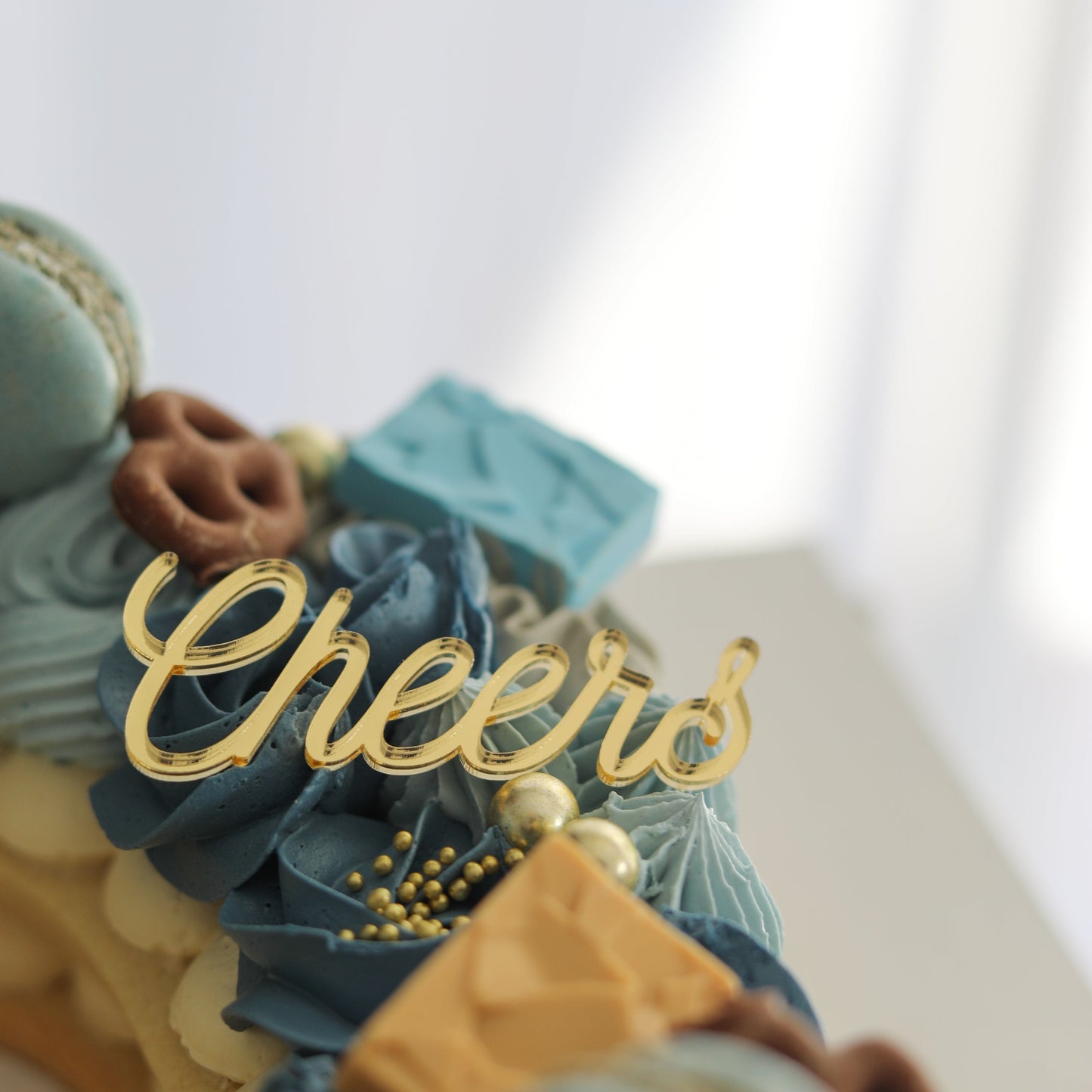 Mirror Cake Charm