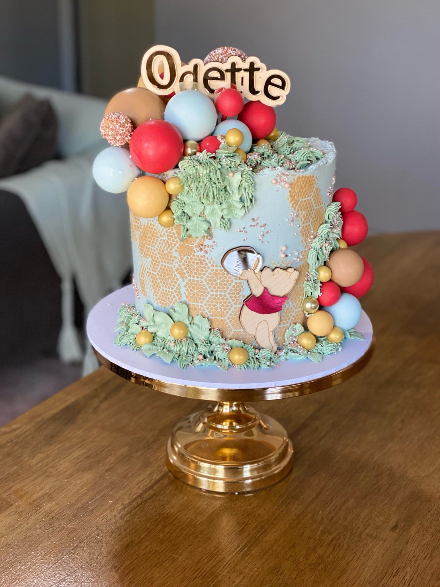 Winnie the Pooh Cake Topper/blue Balloon Birthday Topper/party