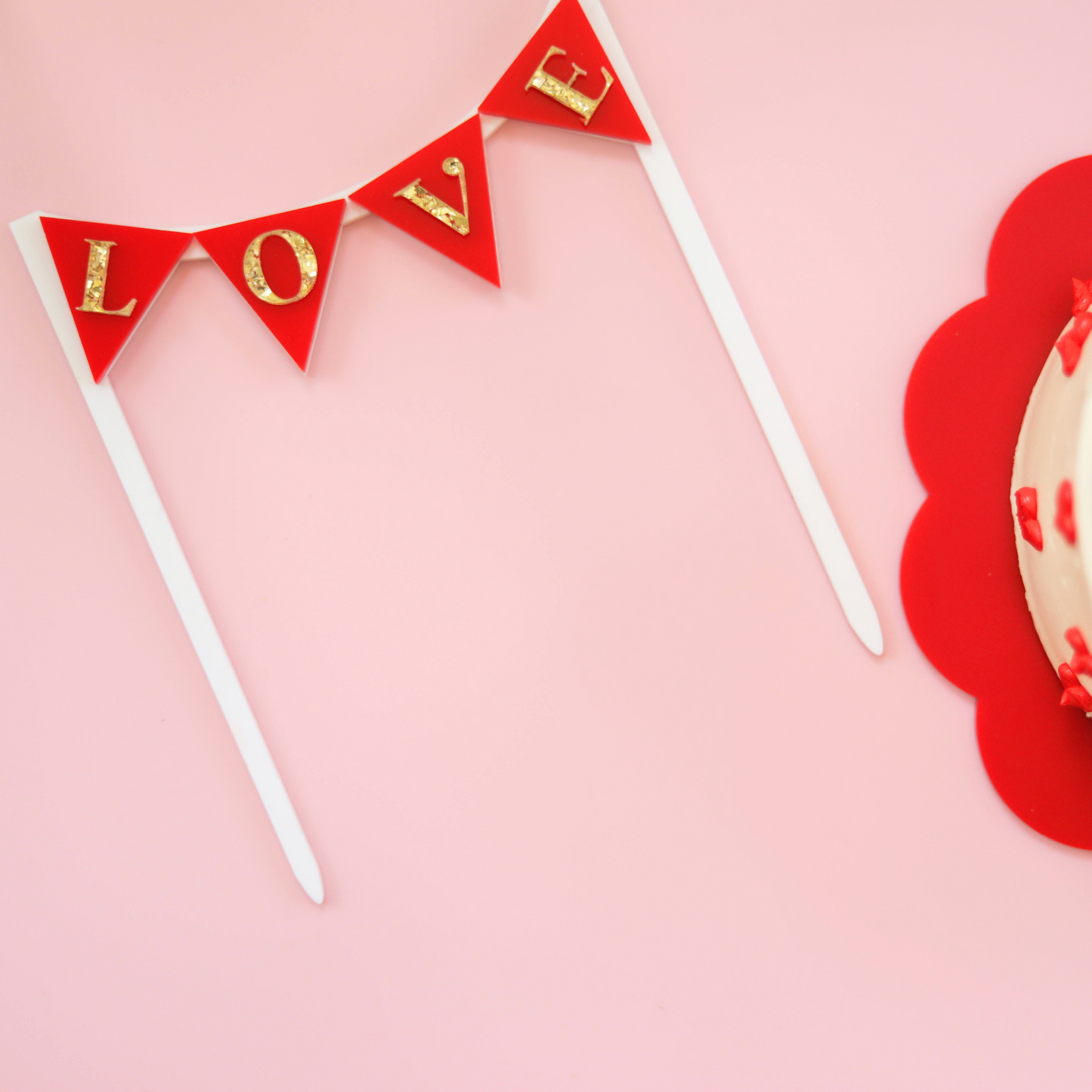 LOVE Bunting Topper