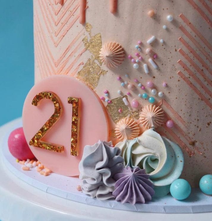 21 cake Charm